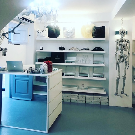 On-Aura_Tout_Vu_Paris_Paros_boutique-Int-2