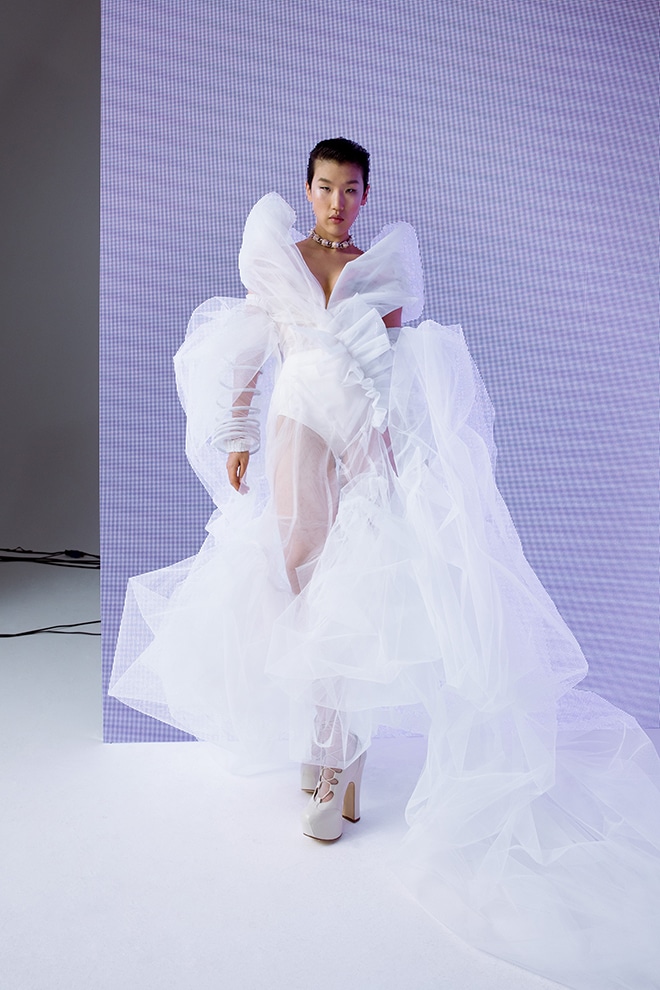Vivienne_Westwood_Bespoke_bridal_Collection_Angelica_Cloud_Couture_coutesy_Vivienne_Westwood
