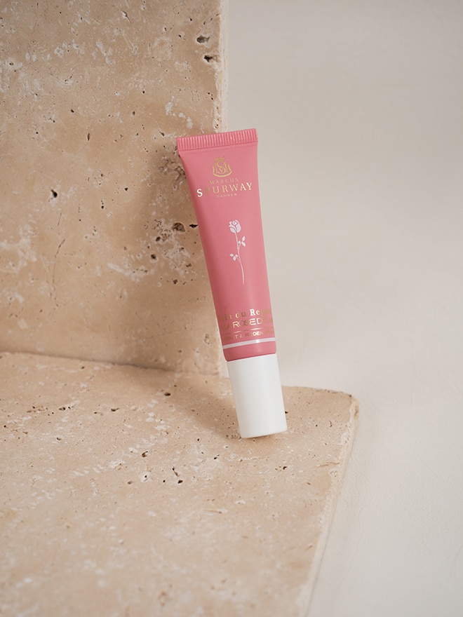 marcus_spurway_soin_regard_rose_de_mai