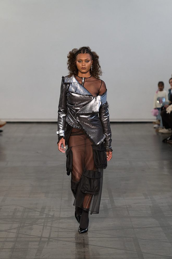 la_fabrique_nomane_par_ludovic_winterstan_pfw_2026-27_photo_franck_look12