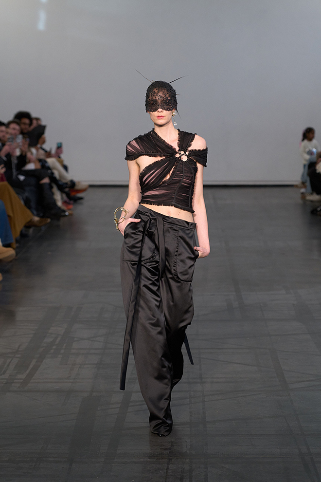 la_fabrique_nomane_par_ludovic_winterstan_pfw_2026-27_photo_franck_look6