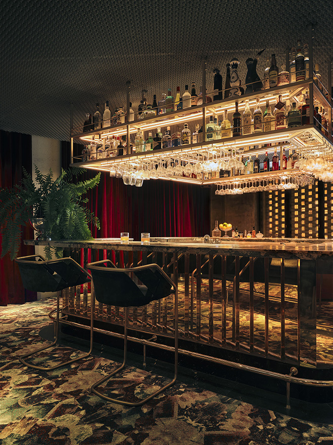 bus_palladium_restaurant_1_photo_matthieu_salvaing