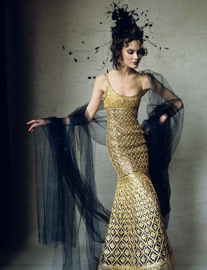 shalom_harlow_photographe_irving_penn_vogue_april_1996_courtesy_conde_nast