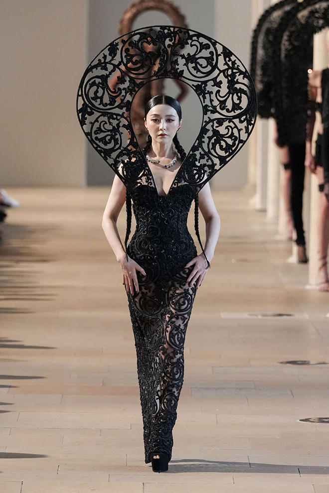 Rahul_mishra_couture_fw_2026_27_look19