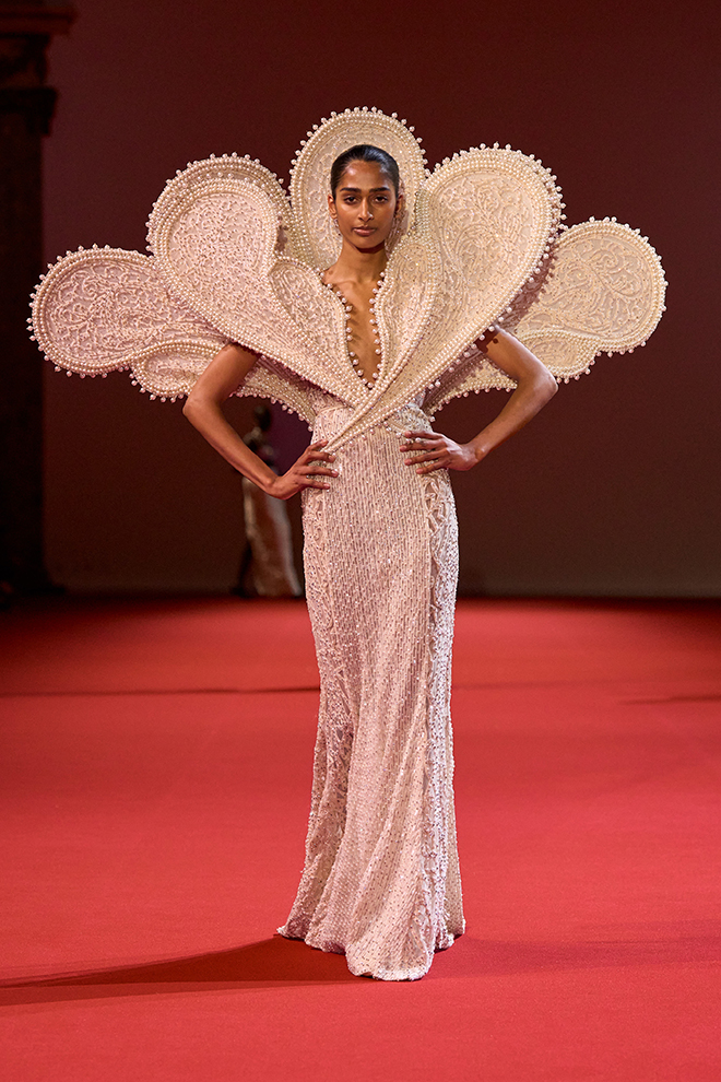 manish_malhotra_couture_Ffw_2026_27_look35_photo_isidore_montag