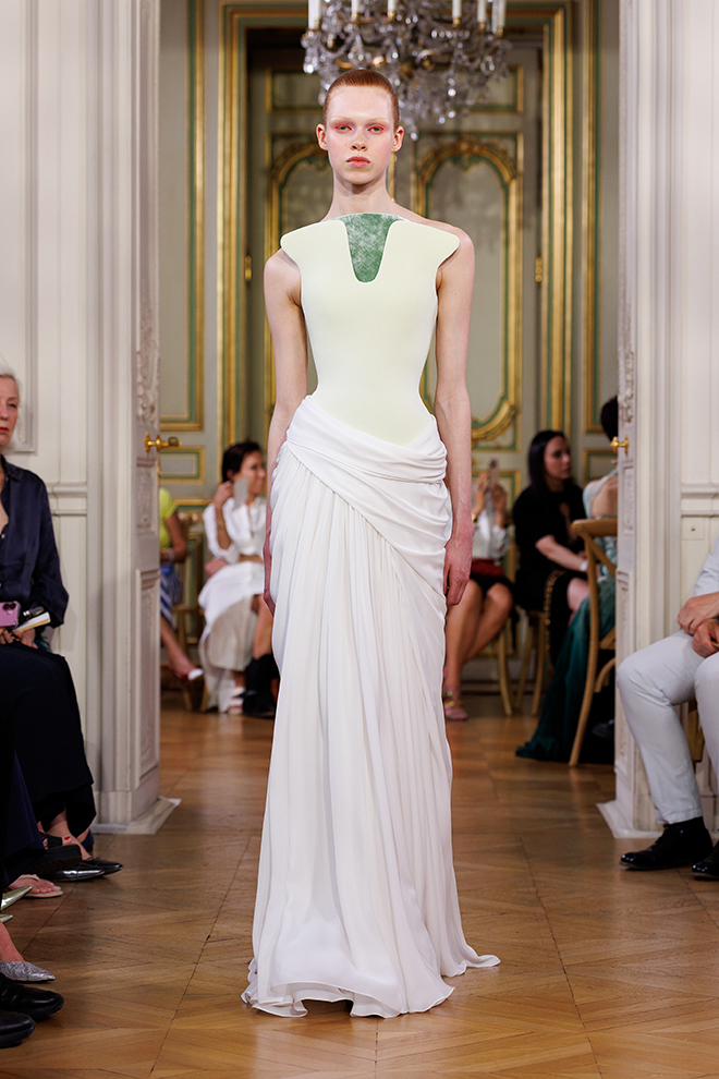 standing_ground_haute_couture_fw2026_27_look13