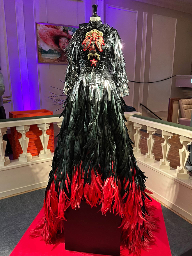 robe_on_aura_tout_vu_collection_alchimia_ss_2019